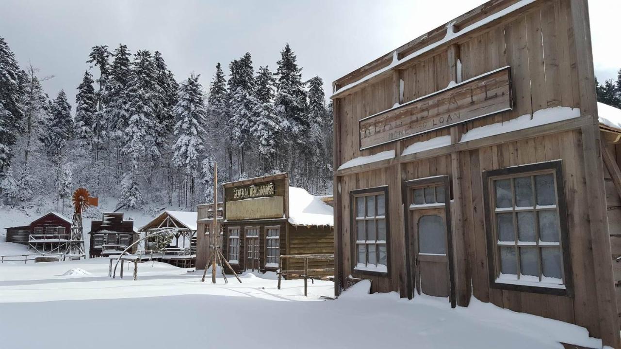 Specious Apartment Manitu In Forest Countryside Fuzine Exterior photo